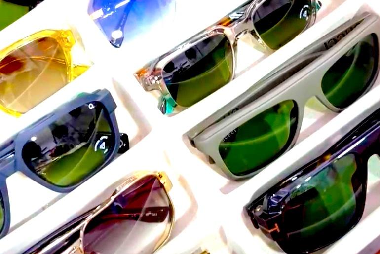 Come scegliere gli occhiali giusti per un look elegante, da vero gentleman